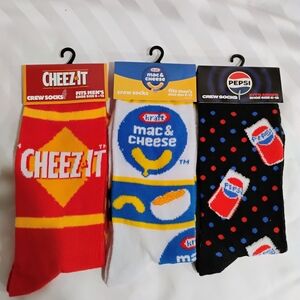 Novelty Cheez-It, Kraft Mac & Cheese, and Pepsi Crew Socks Set